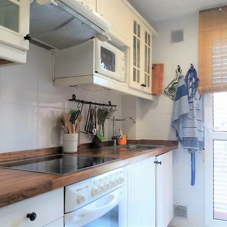 Apartamento Acogedor Cerca De La Playa شقة